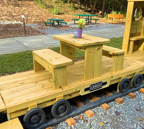 The Townsend Express Dining Car - Elkmont